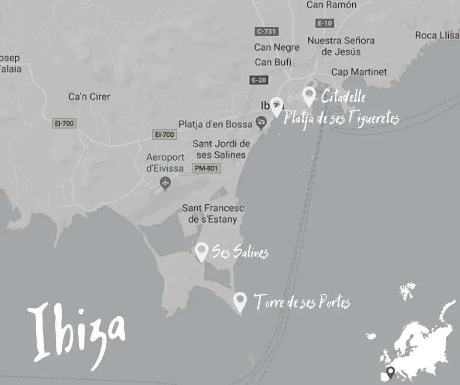 Carte d'Ibiza situant citadelle, plages et Torre de ses Portes