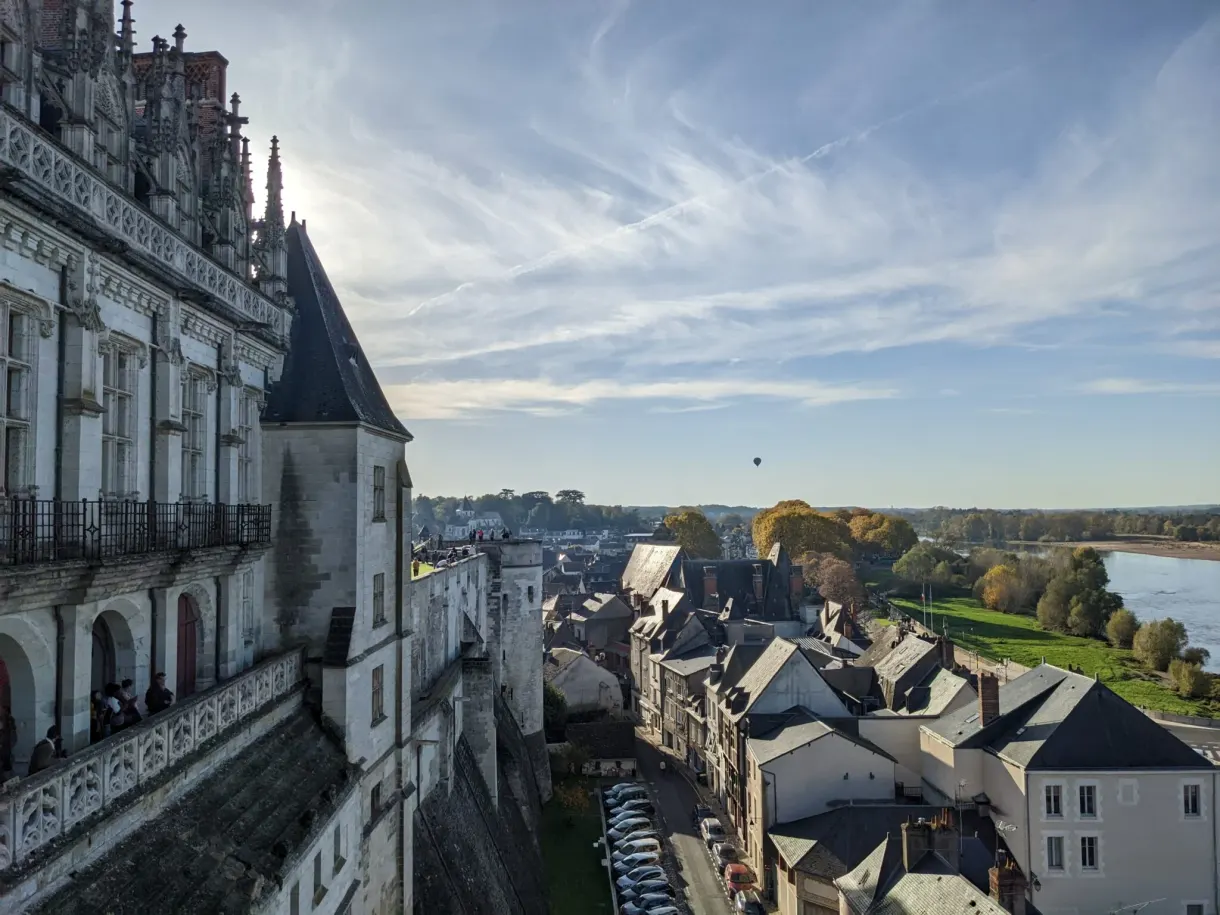 Panorama sur la Loire depuis les remparts du château d'Amboise